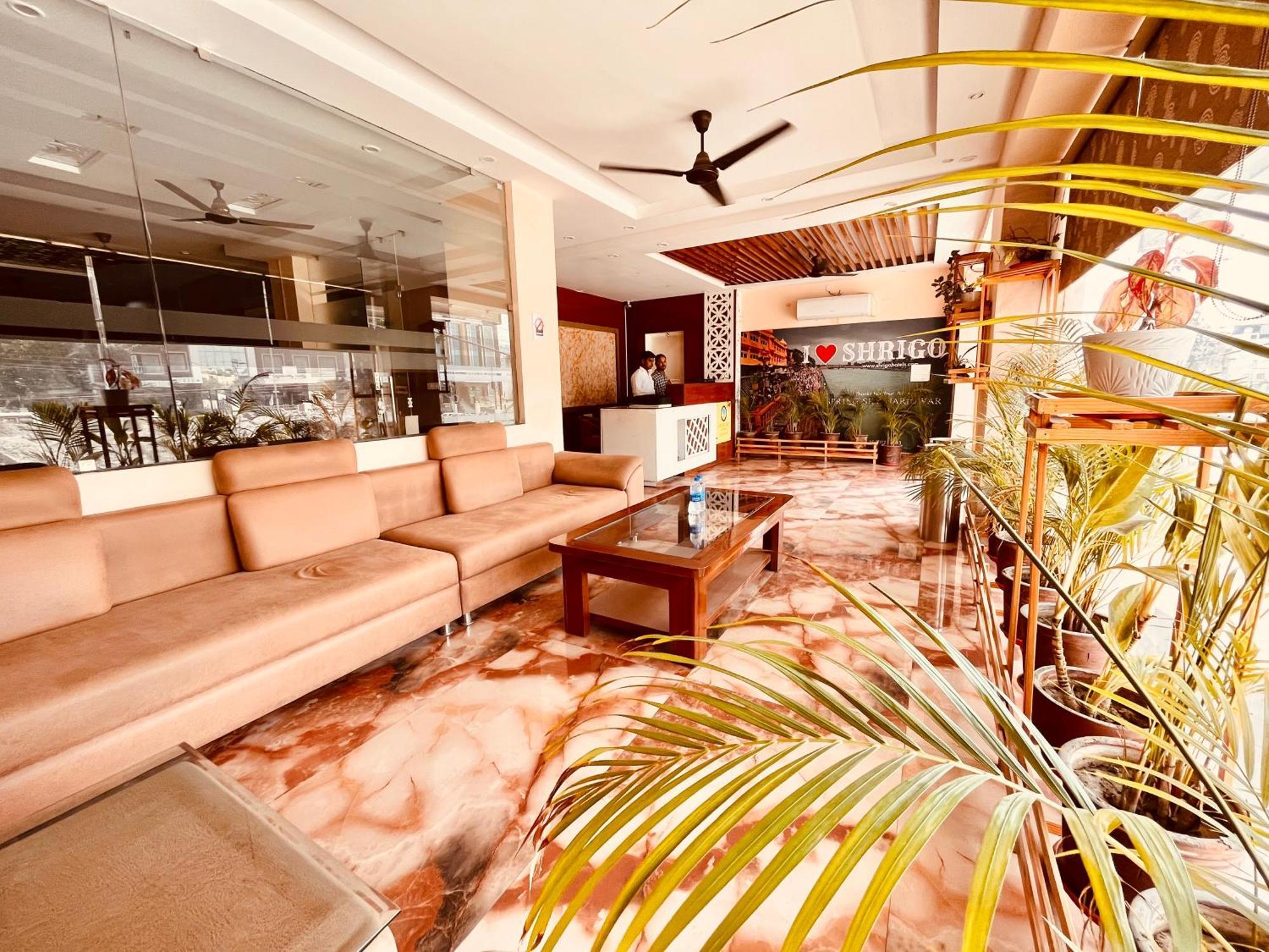 Hotel Golden Temple View By La Casa, Amritsar #Top Rated #Most Awarded #Swimming Pool #Prime Location #Luxury Rooms #Parking #Rooftop Cafe Exterior photo